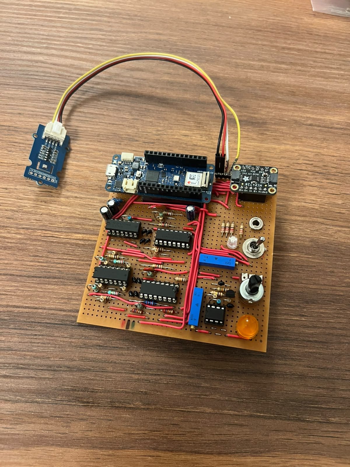 Moved to stripboard, with the BME280 sensor on its cable.